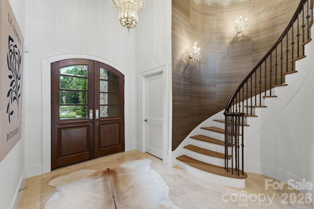 4231 Fox Brook Lane, Charlotte, NC 28211