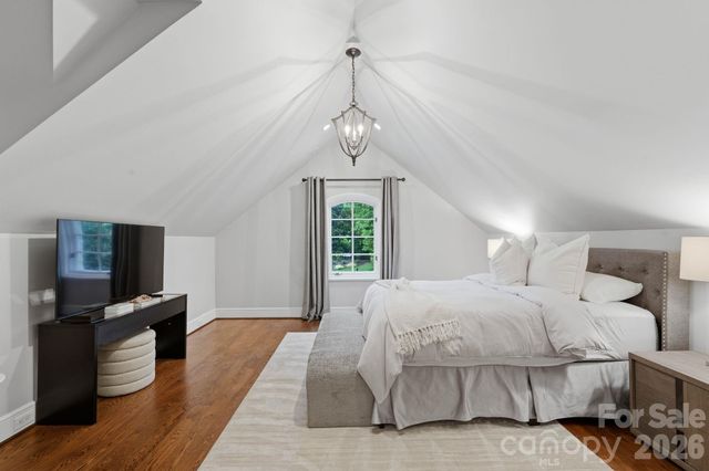 4231 Fox Brook Lane, Charlotte, NC 28211