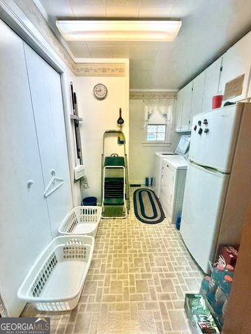 5750 Brenda Drive SW, Mableton, GA 30126