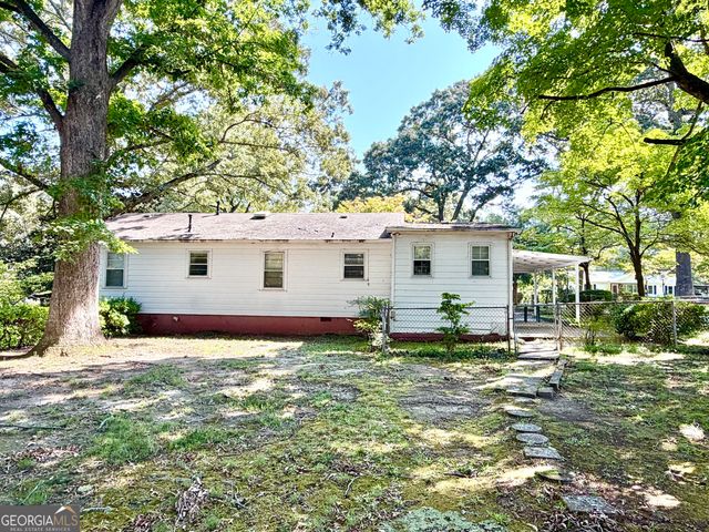 5750 Brenda Drive SW, Mableton, GA 30126