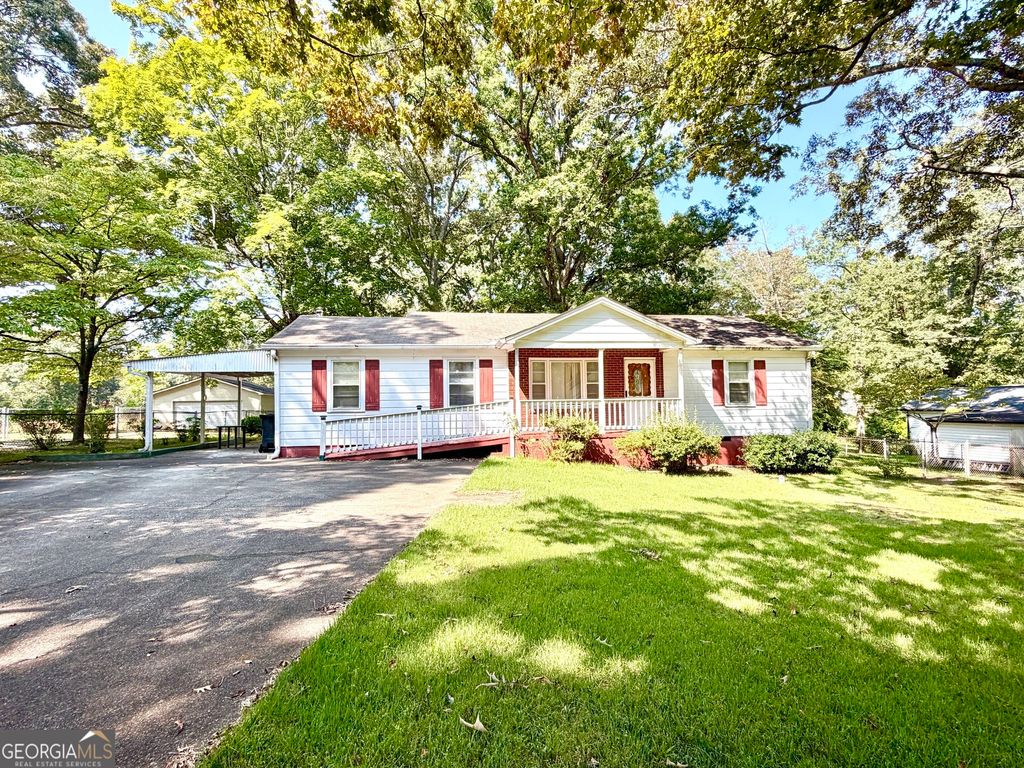 5750 Brenda Drive SW, Mableton, GA 30126