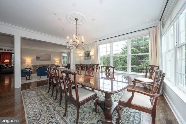 16 HARRISON DR, Newtown Square, PA 19073