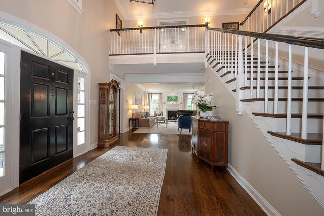 16 HARRISON DR, Newtown Square, PA 19073