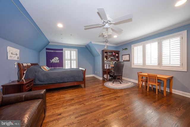 16 HARRISON DR, Newtown Square, PA 19073
