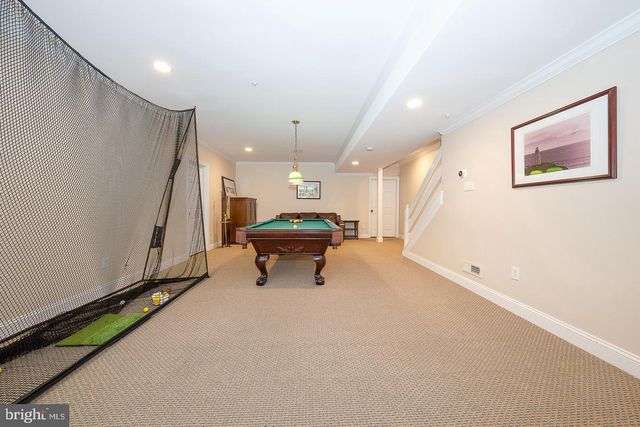 16 HARRISON DR, Newtown Square, PA 19073
