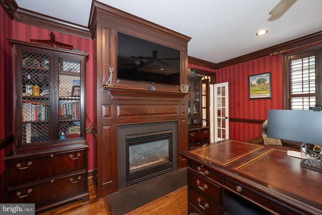 16 HARRISON DR, Newtown Square, PA 19073