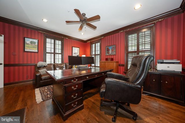 16 HARRISON DR, Newtown Square, PA 19073