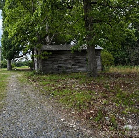 49354 Reeves Island Road, Misenheimer, NC 28109