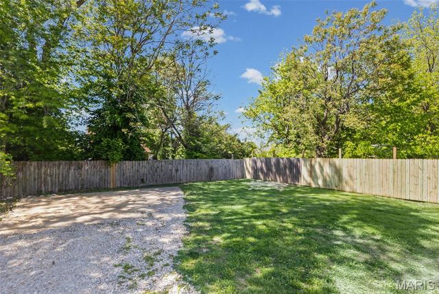 1816 Woodland Avenue, Alton, IL 62002