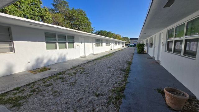 2501 Pierce Street 6, Hollywood, FL 33020