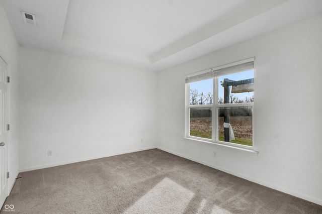 2561 Creek Bank Drive, Columbus, IN 47201