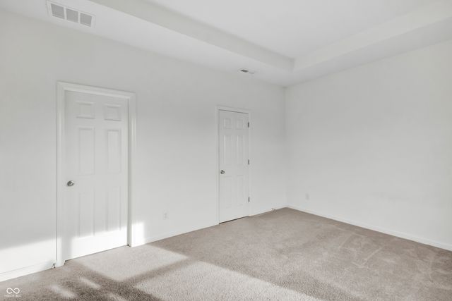 2561 Creek Bank Drive, Columbus, IN 47201