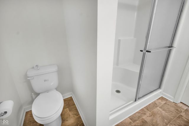 2561 Creek Bank Drive, Columbus, IN 47201