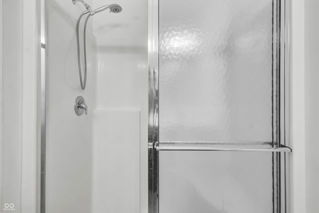 2561 Creek Bank Drive, Columbus, IN 47201