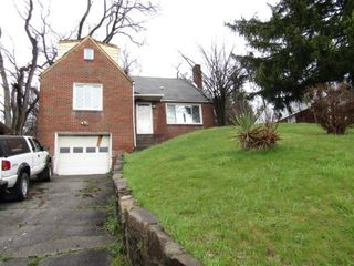 8041 Aber Rd, Penn Hills, PA 15147
