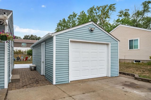 11020 4th Street NE, Blaine, MN 55434