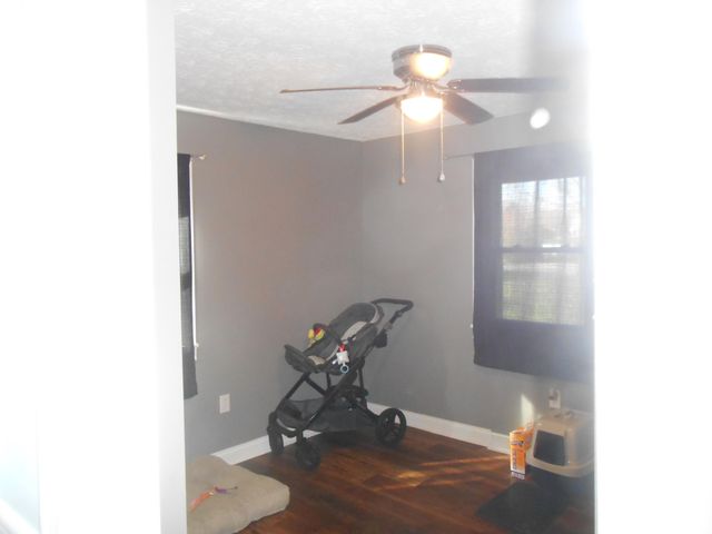145 Tabor Road, Jeffersonville, KY 40337
