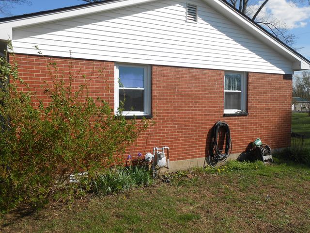 145 Tabor Road, Jeffersonville, KY 40337