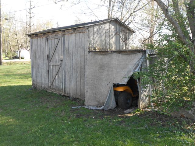 145 Tabor Road, Jeffersonville, KY 40337