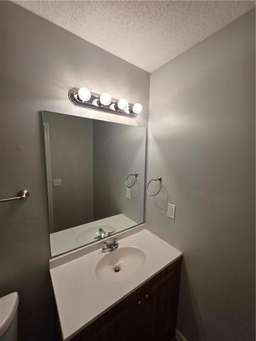 17 Winchester Drive, Euharlee, GA 30145