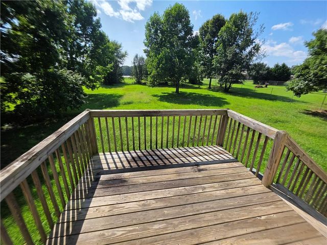 17 Winchester Drive, Euharlee, GA 30145