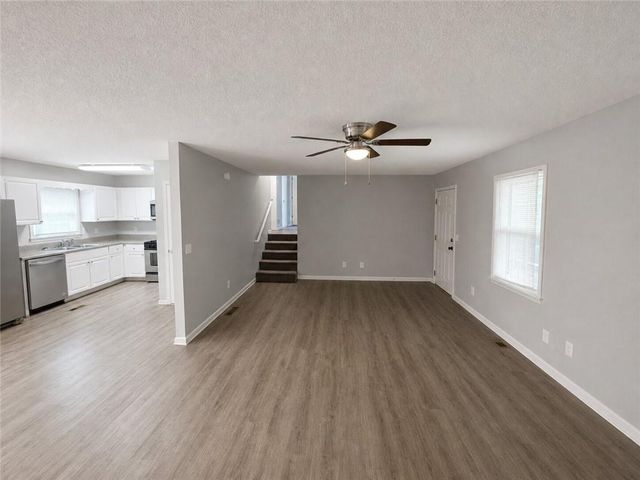 17 Winchester Drive, Euharlee, GA 30145