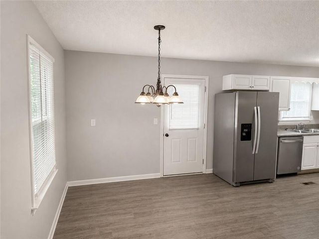 17 Winchester Drive, Euharlee, GA 30145