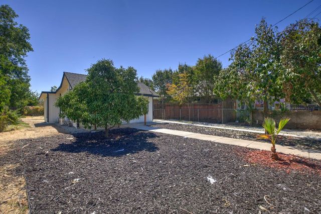 2328 Boxwood St, Sacramento, CA 95815