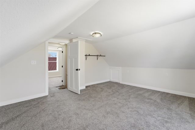 1116 1st Avenue W, Newton, IA 50208