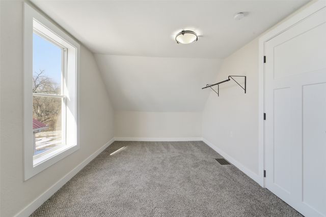 1116 1st Avenue W, Newton, IA 50208