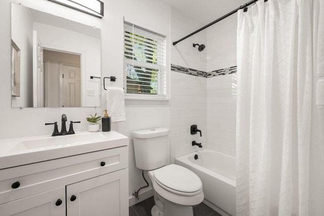 9704 Oriole DR, Austin, TX 78753