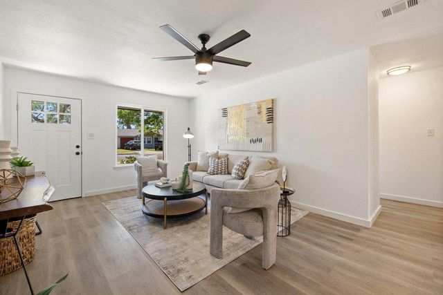 9704 Oriole DR, Austin, TX 78753