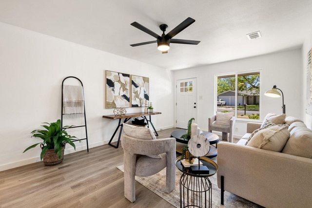 9704 Oriole DR, Austin, TX 78753