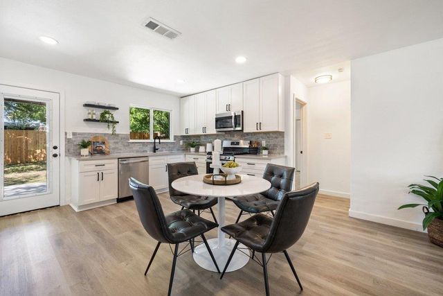 9704 Oriole DR, Austin, TX 78753