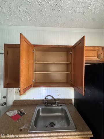 3843 E 78th Street, Cleveland, OH 44105