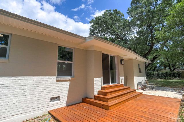 5711 Almax Ct, Pensacola, FL 32506