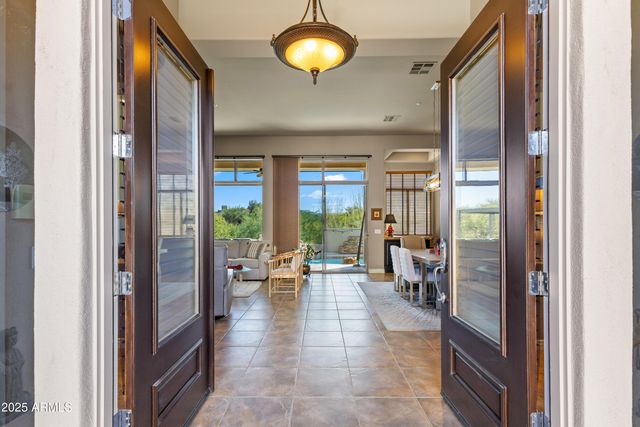 10275 E WINTER SUN Drive, Scottsdale, AZ 85262