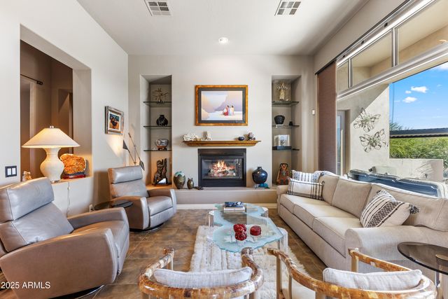 10275 E WINTER SUN Drive, Scottsdale, AZ 85262