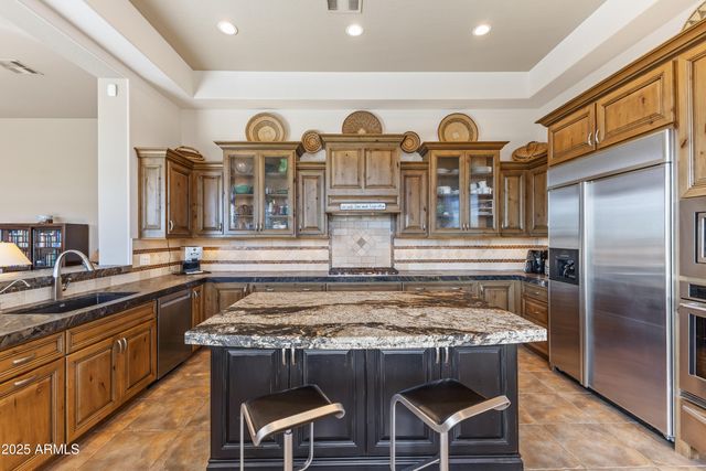 10275 E WINTER SUN Drive, Scottsdale, AZ 85262