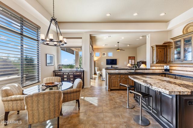 10275 E WINTER SUN Drive, Scottsdale, AZ 85262