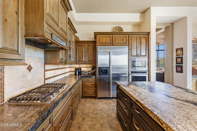 10275 E WINTER SUN Drive, Scottsdale, AZ 85262