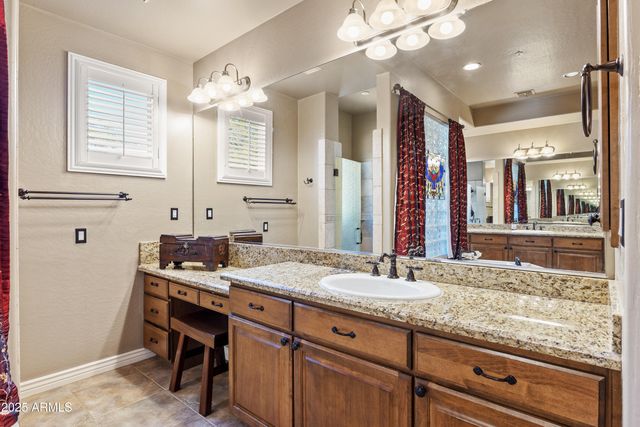 10275 E WINTER SUN Drive, Scottsdale, AZ 85262