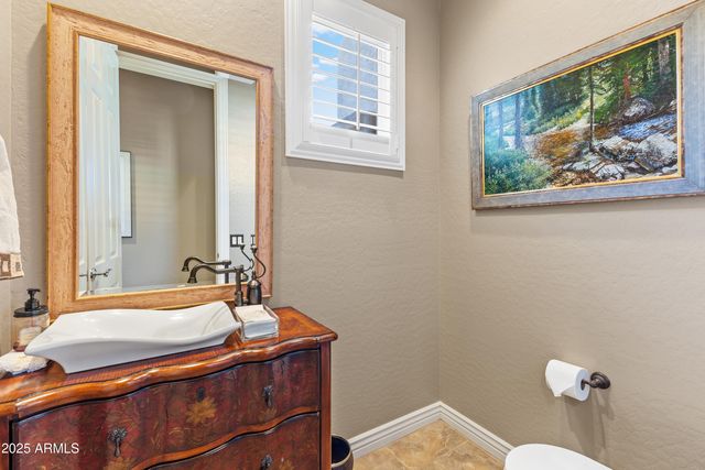 10275 E WINTER SUN Drive, Scottsdale, AZ 85262