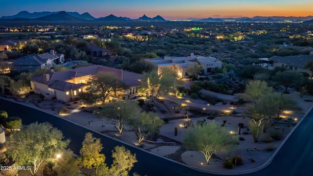 10275 E WINTER SUN Drive, Scottsdale, AZ 85262