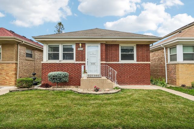 2654 W Catalpa Avenue, Chicago, IL 60625