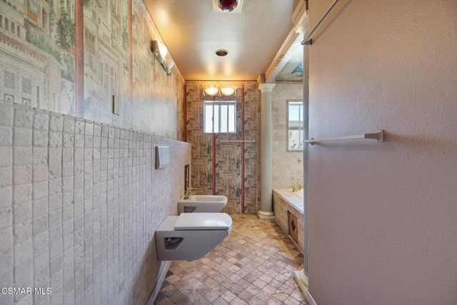 2183 E Chesterton Street, Simi Valley, CA 93065