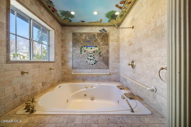 2183 E Chesterton Street, Simi Valley, CA 93065