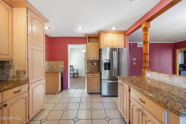 2183 E Chesterton Street, Simi Valley, CA 93065