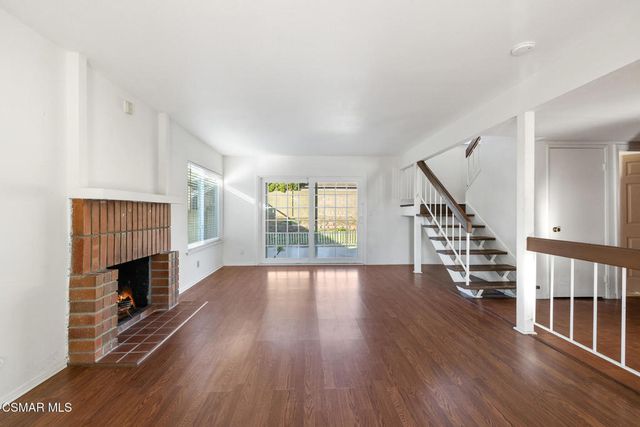 2183 E Chesterton Street, Simi Valley, CA 93065