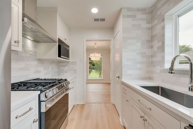 13427 Purple Sage Road, Dallas, TX 75240